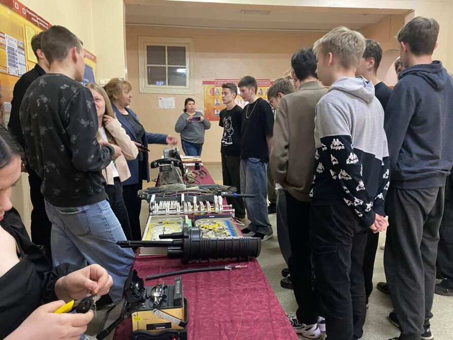 День работников радио, телевидения и связи